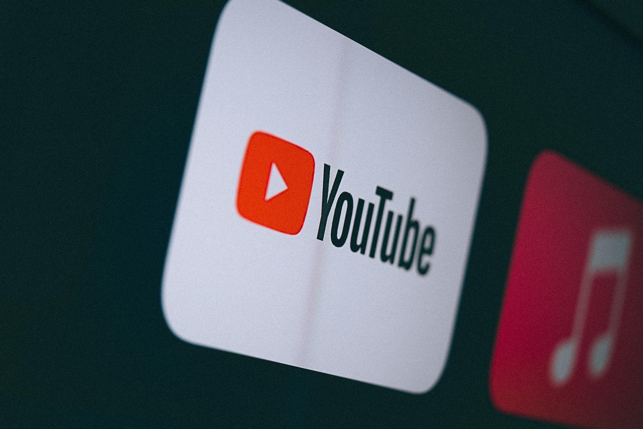 Generate YouTube Cover Image Automatically: Streamline Your Channel Branding